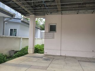 出售 3 卧室 独立屋 在 Phasi Charoen, 曼谷