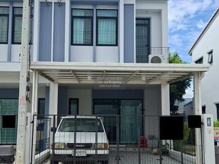 For sale 3 bedrooms townhouse in Khlong Luang, Pathum Thani