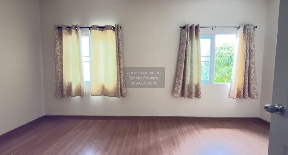 For sale 3 bedrooms townhouse in Sai Noi, Nonthaburi