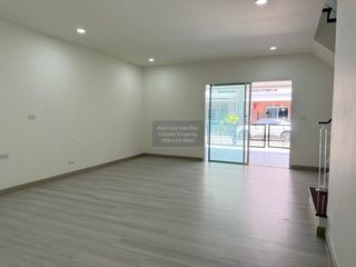 出售 3 卧室 联排别墅 在 Phuket Town, 普吉