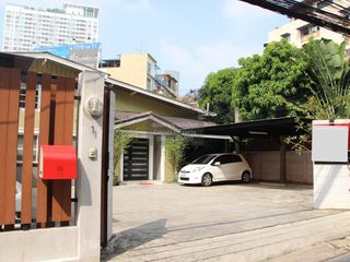 Casa adosada en venta de 2 habitaciones en Chatuchak, Bangkok