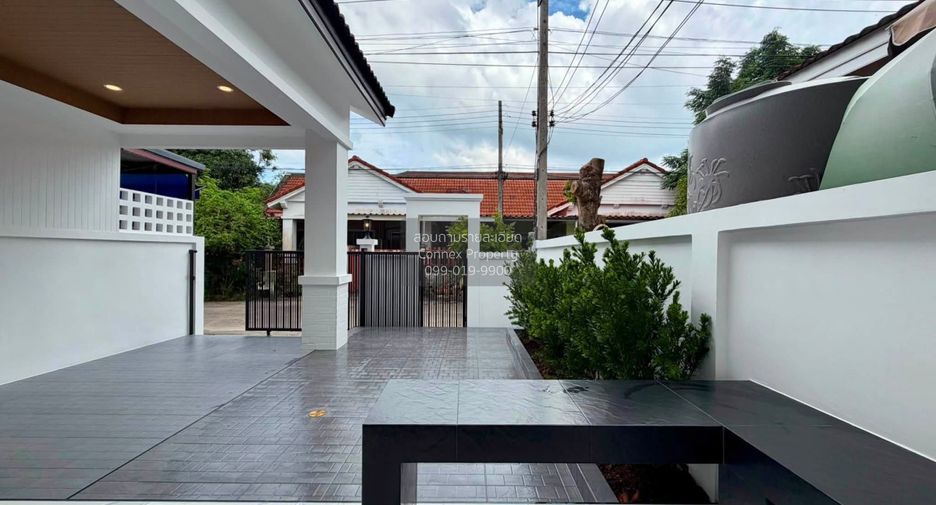 出售 2 卧室 联排别墅 在 Phuket Town, 普吉
