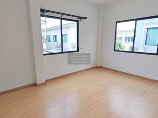 For sale 3 bedrooms townhouse in Bang Bo, Samut Prakan