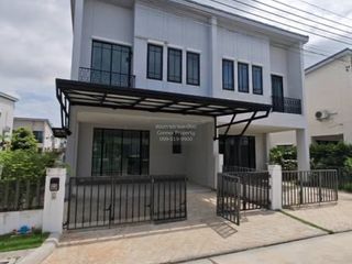 For sale 3 bedrooms townhouse in Bang Bo, Samut Prakan