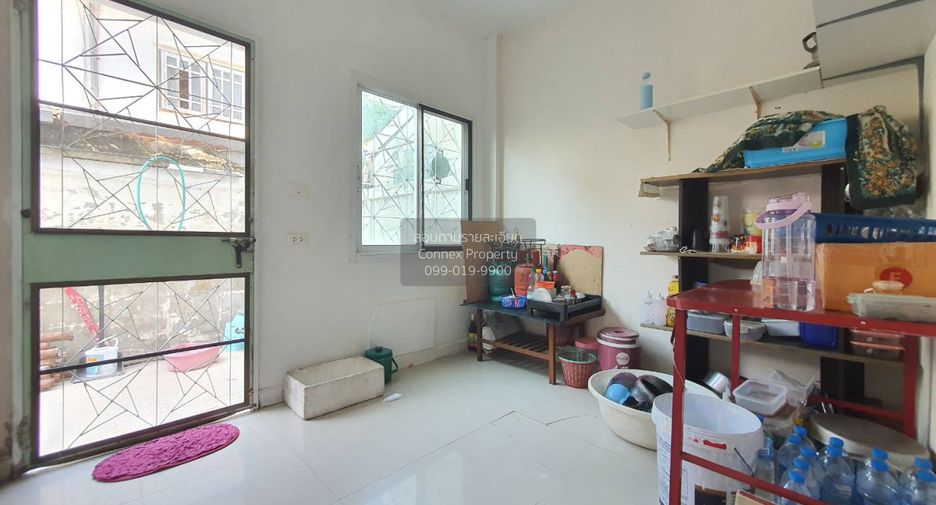 出售 4 卧室 联排别墅 在 Mueang Nonthaburi, Nonthaburi