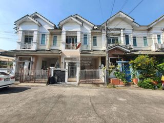 出售 4 卧室 联排别墅 在 Mueang Nonthaburi, Nonthaburi