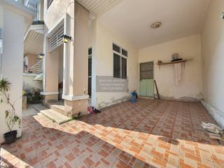 出售 4 卧室 联排别墅 在 Mueang Nonthaburi, Nonthaburi