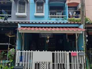 For sale 3 bedrooms townhouse in Khlong Luang, Pathum Thani
