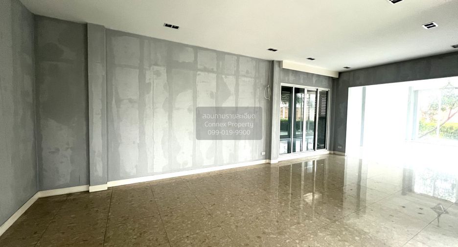 Casa en venta de 3 habitaciones en Khan Na Yao, Bangkok