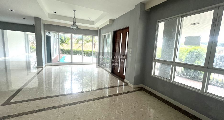Casa en venta de 3 habitaciones en Khan Na Yao, Bangkok