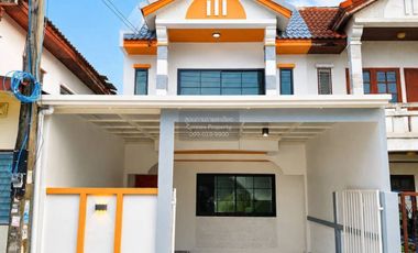 For sale 4 bedrooms townhouse in Thanyaburi, Pathum Thani