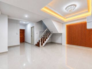 For sale 4 bedrooms townhouse in Thanyaburi, Pathum Thani