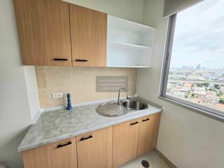 Wohnung zum Kauf mit 1 Zimmer in Bang Phlat, Bangkok
