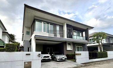 Casa en venta de 5 habitaciones en Bang Khen, Bangkok