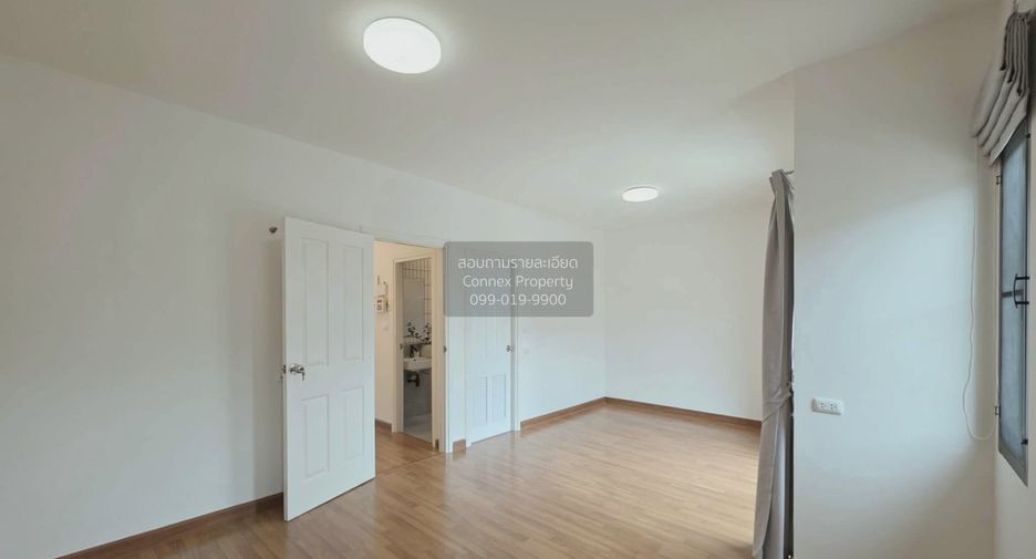 For sale 4 bedrooms townhouse in Lam Luk Ka, Pathum Thani