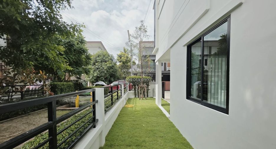 For sale 4 bedrooms townhouse in Lam Luk Ka, Pathum Thani