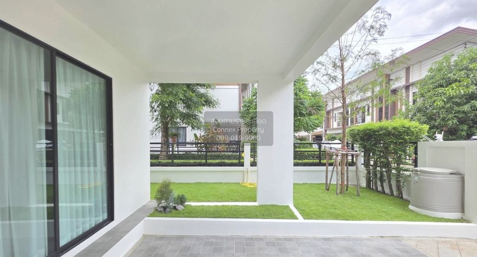 For sale 4 bedrooms townhouse in Lam Luk Ka, Pathum Thani