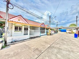 出售 2 卧室 联排别墅 在 Phuket Town, 普吉