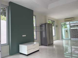 For sale 3 bedrooms townhouse in Prawet, Bangkok