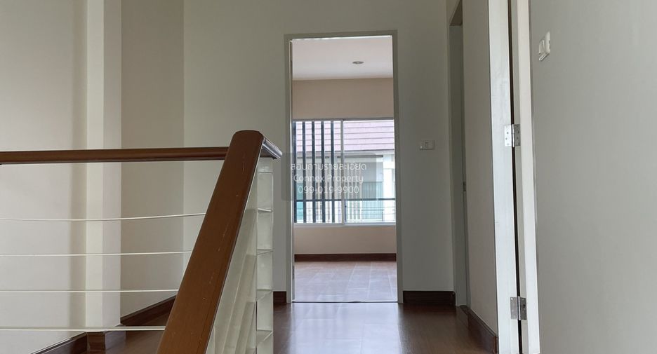 For sale 3 bedrooms townhouse in Prawet, Bangkok