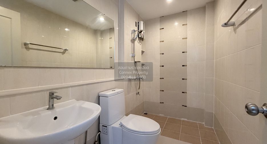 For sale 3 bedrooms townhouse in Prawet, Bangkok