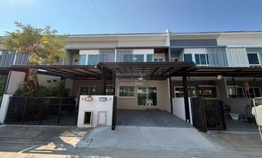 Casa adosada en venta de 2 habitaciones en Bang Khun Thian, Bangkok