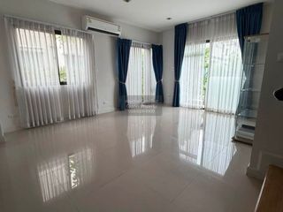 À vendre 3 chambres maison à Mueang Pathum Thani, Pathum Thani