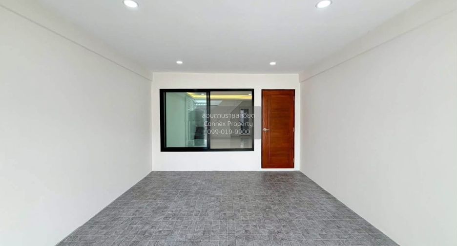 Casa adosada en venta de 2 habitaciones en Chatuchak, Bangkok