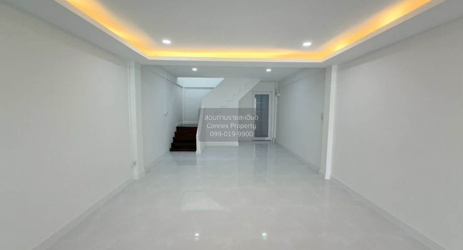 Casa adosada en venta de 2 habitaciones en Chatuchak, Bangkok