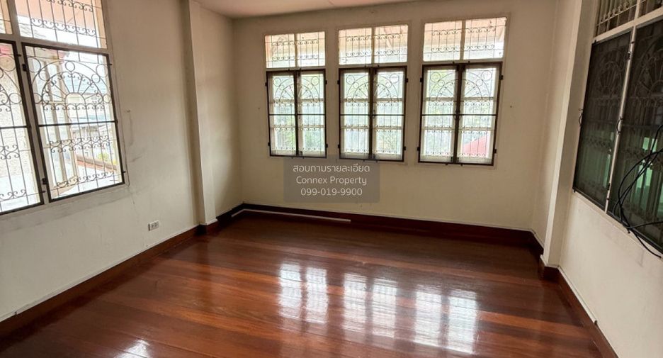 For sale 3 bedrooms house in Pak Kret, Nonthaburi