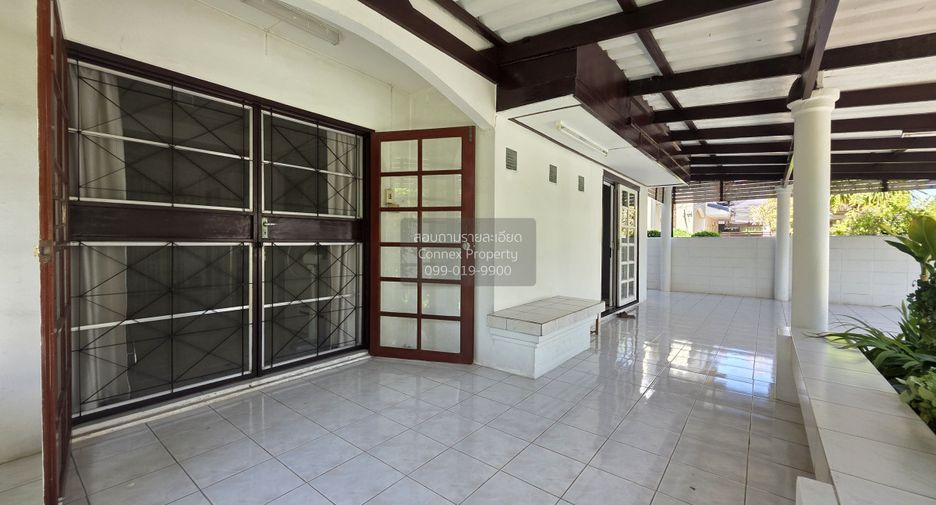 Haus zum Kauf mit 3 Zimmer in Taling Chan, Bangkok