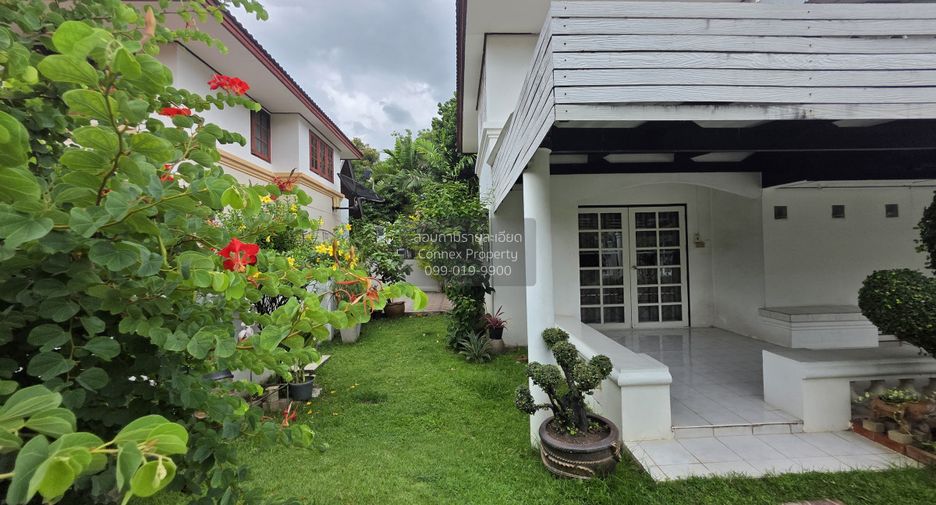 Haus zum Kauf mit 3 Zimmer in Taling Chan, Bangkok