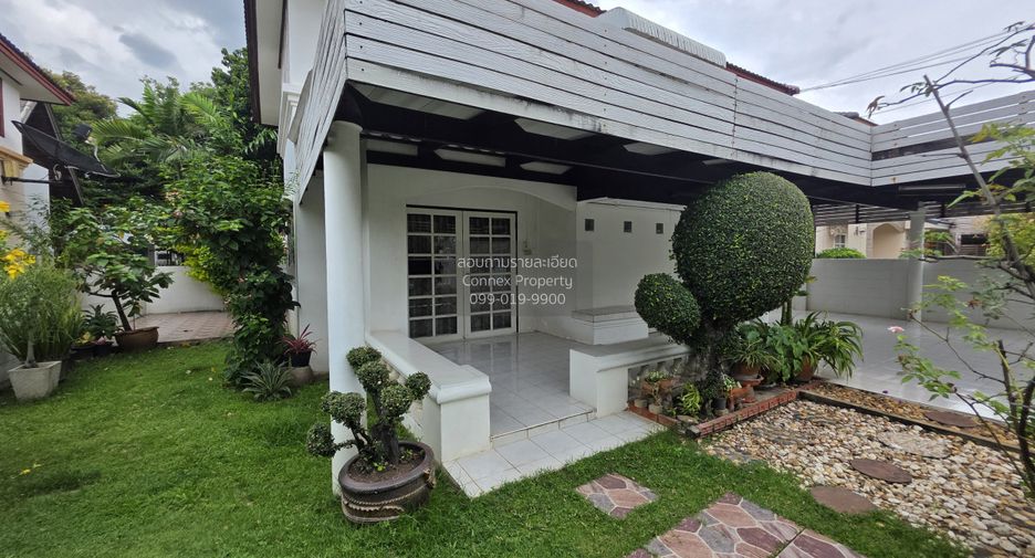 Haus zum Kauf mit 3 Zimmer in Taling Chan, Bangkok