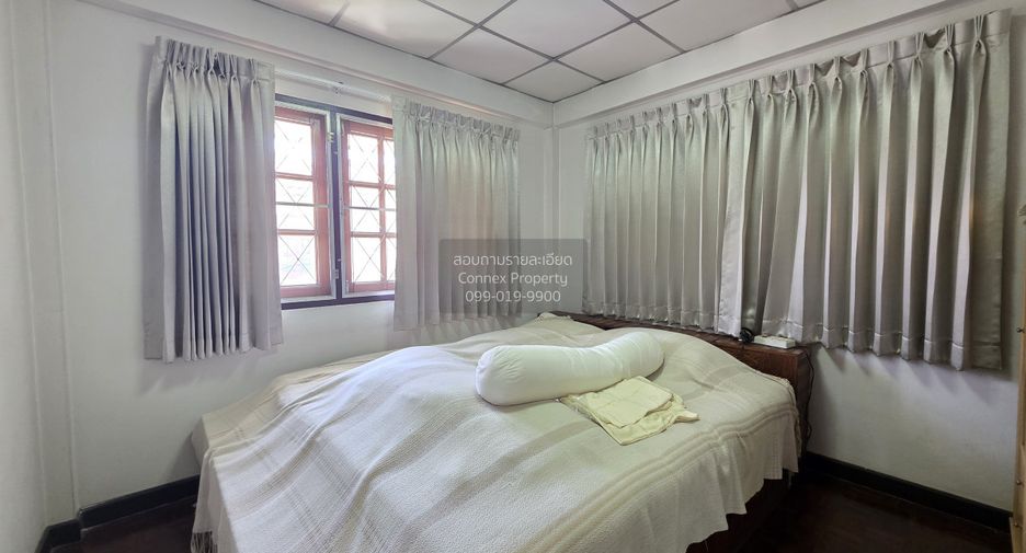 Haus zum Kauf mit 3 Zimmer in Taling Chan, Bangkok