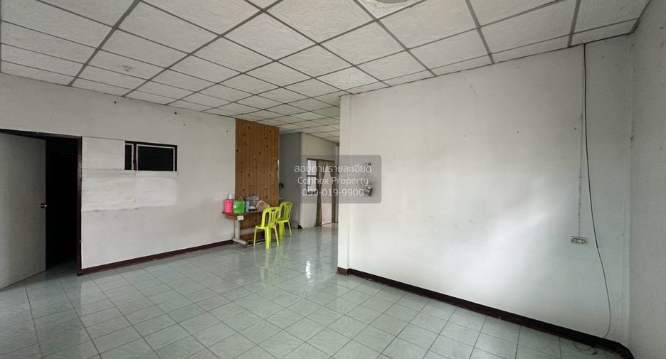 À vendre 4 chambres maison à Sai Noi, Nonthaburi