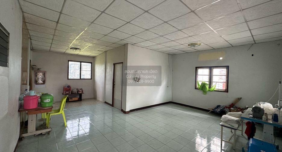 À vendre 4 chambres maison à Sai Noi, Nonthaburi
