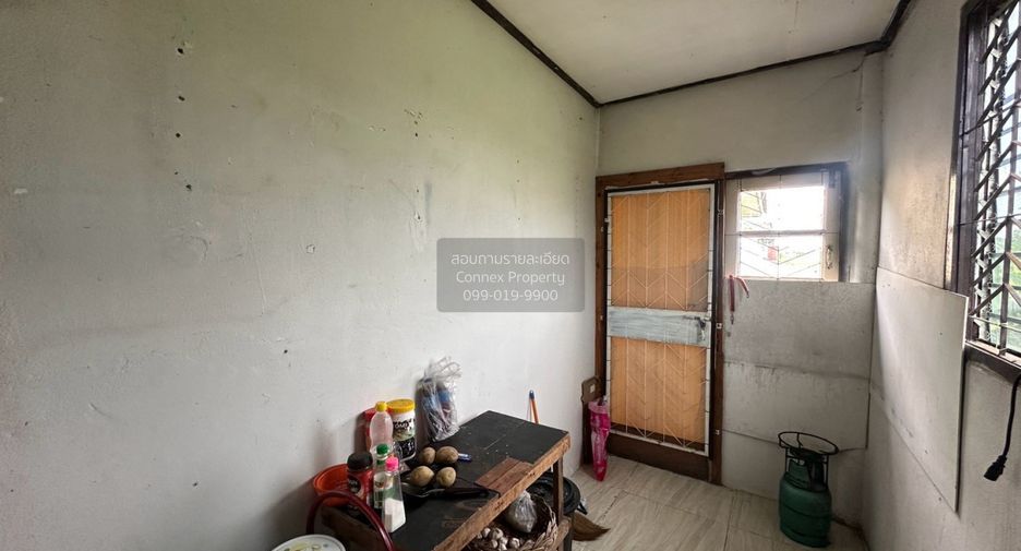 À vendre 4 chambres maison à Sai Noi, Nonthaburi