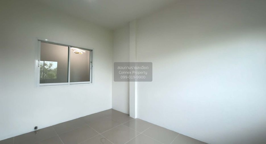 Casa adosada en venta de 4 habitaciones en Bang Khae, Bangkok
