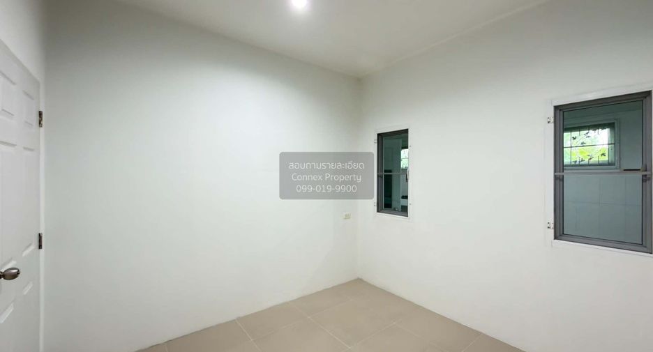 Casa adosada en venta de 4 habitaciones en Bang Khae, Bangkok
