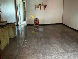 Casa adosada en venta de 3 habitaciones en Bang Khae, Bangkok