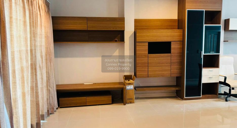 For sale 3 bedrooms townhouse in Bang Khen, Bangkok