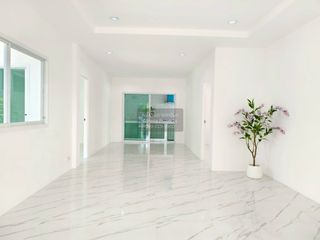 Casa en venta de 3 habitaciones en Thalang, Phuket