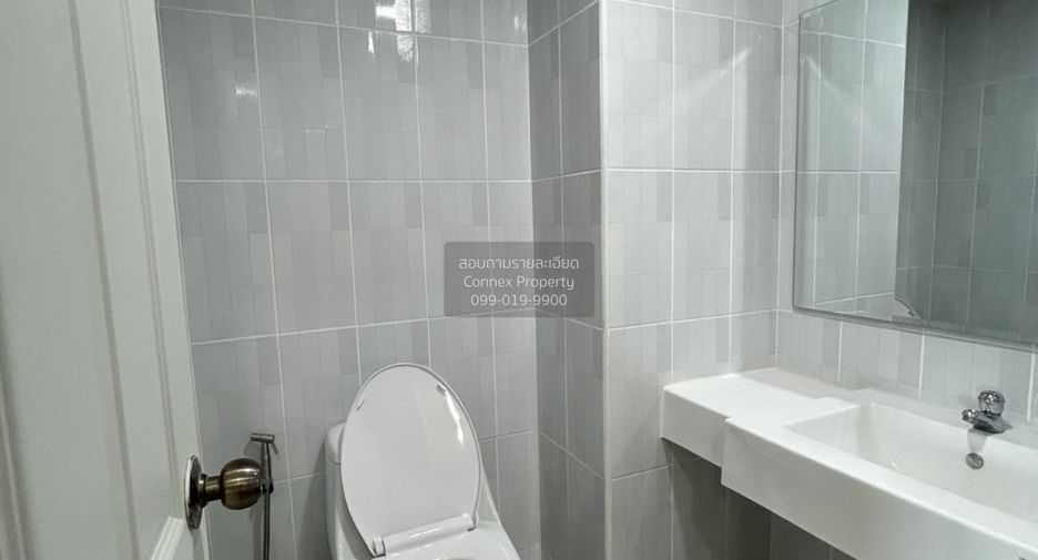 For sale 2 bedrooms condo in Phaya Thai, Bangkok