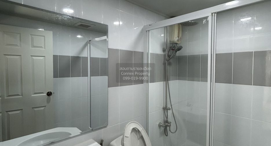 For sale 2 bedrooms condo in Phaya Thai, Bangkok