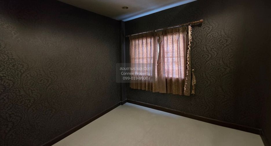 For sale 3 bedrooms townhouse in Phra Samut Chedi, Samut Prakan