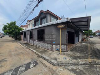 For sale 3 bedrooms townhouse in Phra Samut Chedi, Samut Prakan