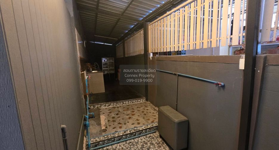 For sale 3 bedrooms townhouse in Phra Samut Chedi, Samut Prakan
