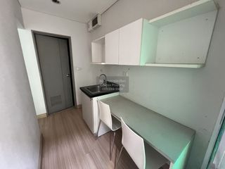 Wohnung zum Kauf mit 1 Zimmer in Bang Khun Thian, Bangkok