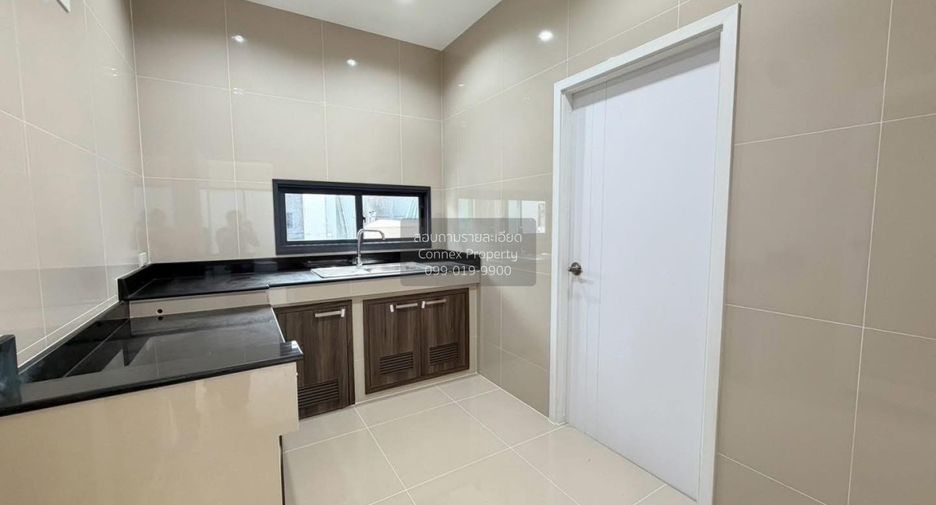 Haus zum Kauf mit 3 Zimmer in Mueang Pathum Thani, Pathum Thani