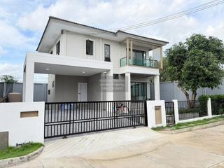 À vendre 3 chambres maison à Mueang Pathum Thani, Pathum Thani